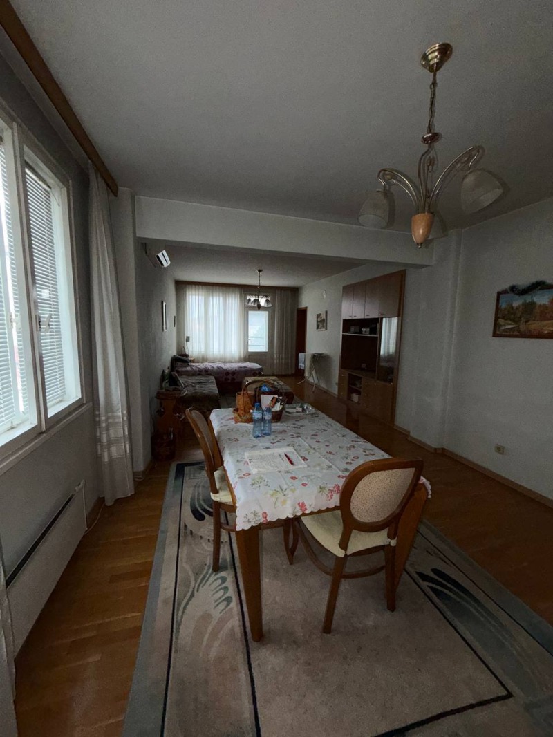 Продава КЪЩА, гр. Свиленград, област Хасково, снимка 9 - Къщи - 53520927