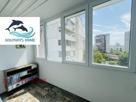 1 slaapkamer Vazrazjdane 1, Varna