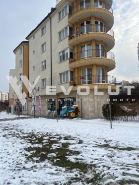 3+ dormitor Ovcia cupel 2, Sofia 3