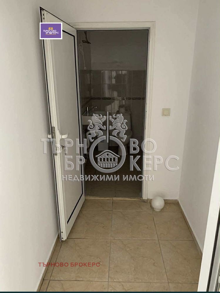 Продава МАГАЗИН, гр. Велико Търново, Център, снимка 6 - Магазини - 52388234