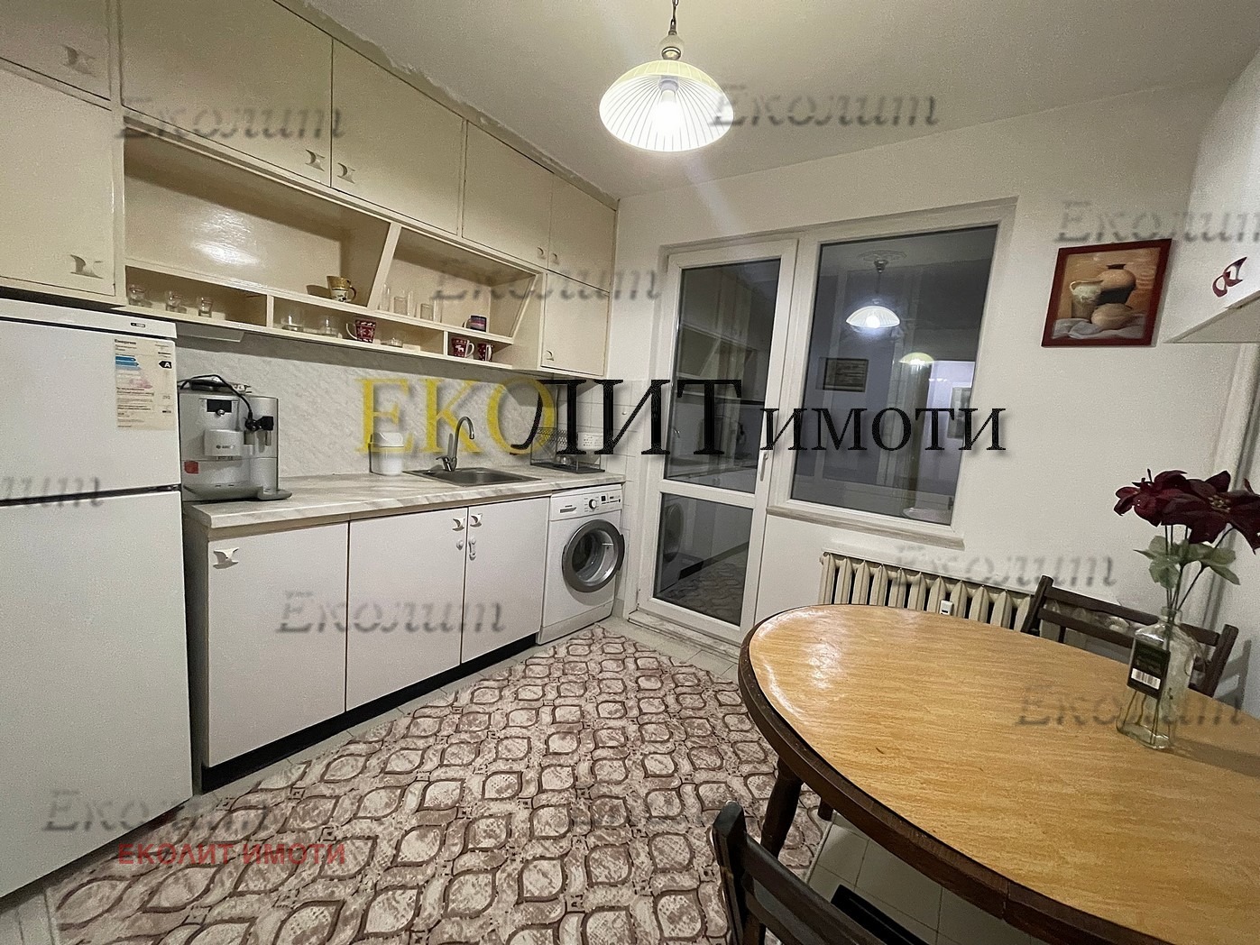 Продава 3-СТАЕН, гр. София, Дианабад, снимка 2 - Апартаменти - 52243549