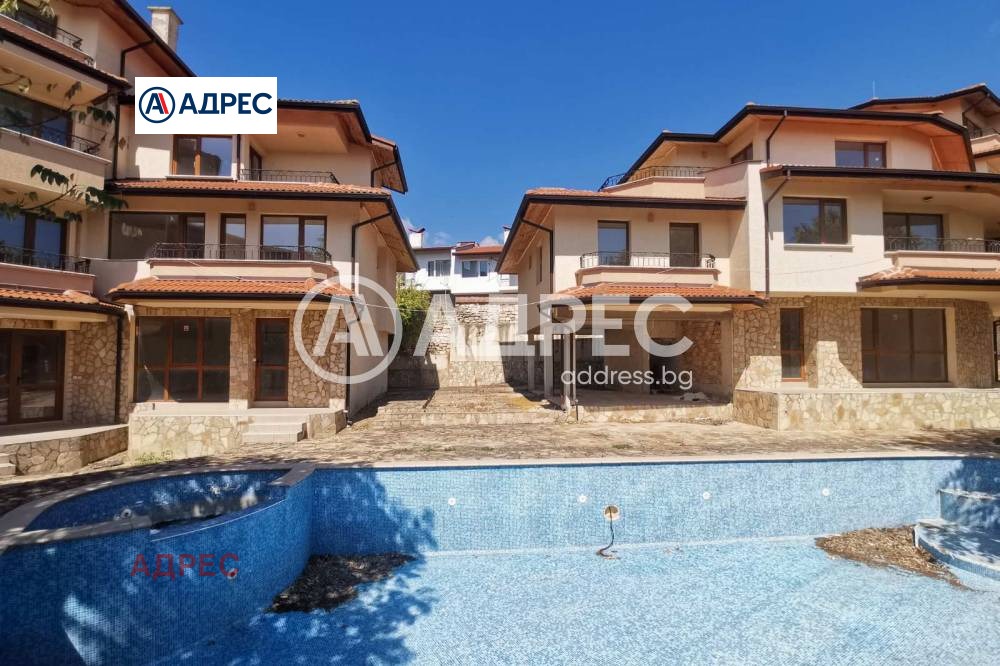 Продава ХОТЕЛ, с. Рогачево, област Добрич, снимка 3 - Хотели - 53902275