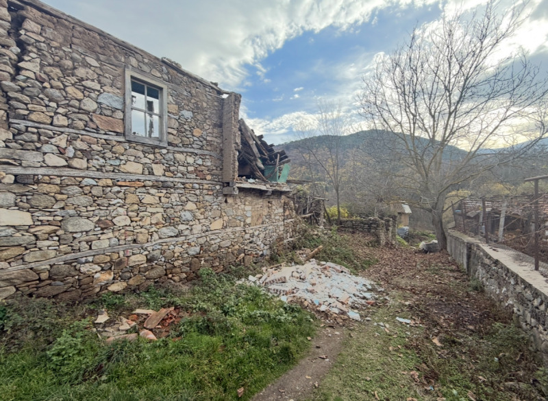 Продава ПАРЦЕЛ в област Благоевград, с. Гайтаниново - 470 кв.м / 15 000 € » 29 337.45 лв., ПИРИН ИМОТИ