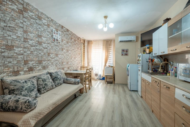 Продава  2-стаен град Варна , Възраждане 1 , 61 кв.м | 25202229