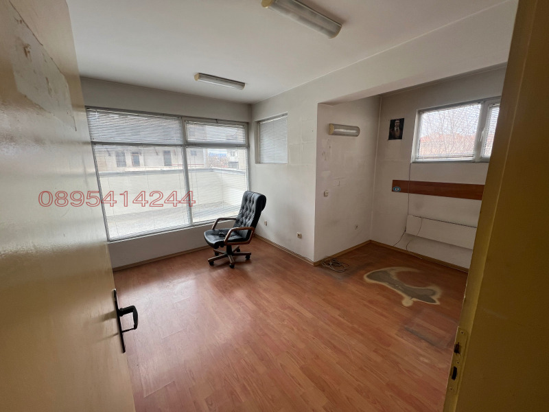 Продава 3-СТАЕН, гр. Кюстендил, Център, снимка 4 - Апартаменти - 53563551