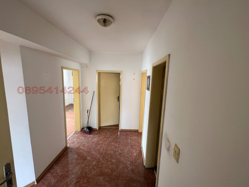 Продава 3-СТАЕН, гр. Кюстендил, Център, снимка 8 - Апартаменти - 53563551