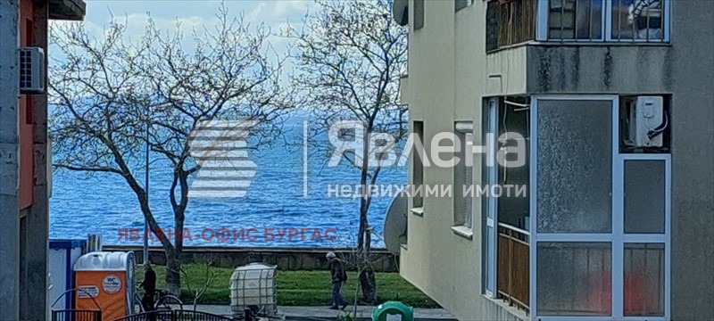 Myytävänä  3 makuuhuonetta Burgasin alue , Pomorie , 118 neliömetriä | 97179114