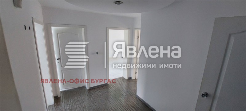 Myytävänä  3 makuuhuonetta Burgasin alue , Pomorie , 118 neliömetriä | 97179114 - kuva [2]