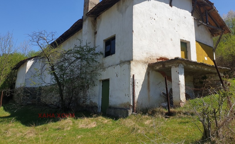 Продава ПРОМ. ПОМЕЩЕНИЕ, с. Чифлик, област Ловеч, снимка 5 - Производствени сгради - 52523904