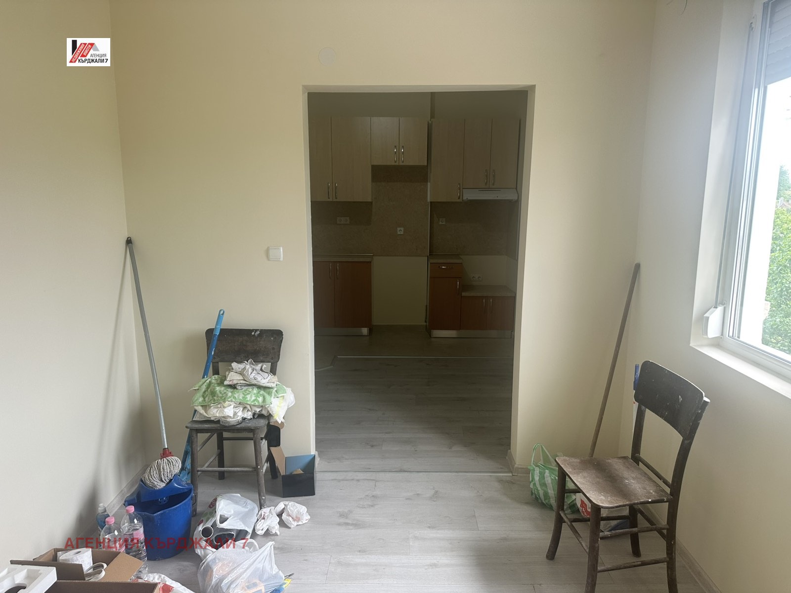 Продава 2-СТАЕН, гр. Кърджали, Център, снимка 7 - Апартаменти - 54614847