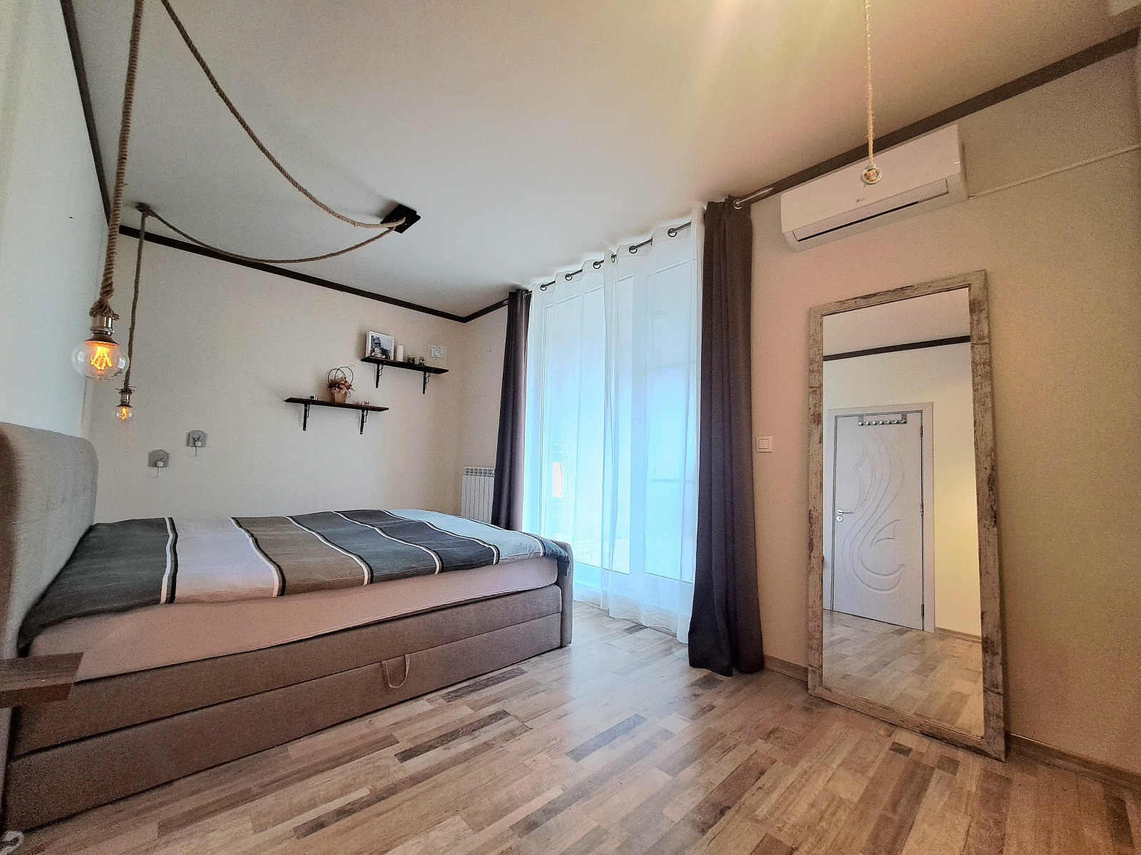 Продава 3-СТАЕН, гр. София, Младост 4, снимка 6 - Апартаменти - 54083564