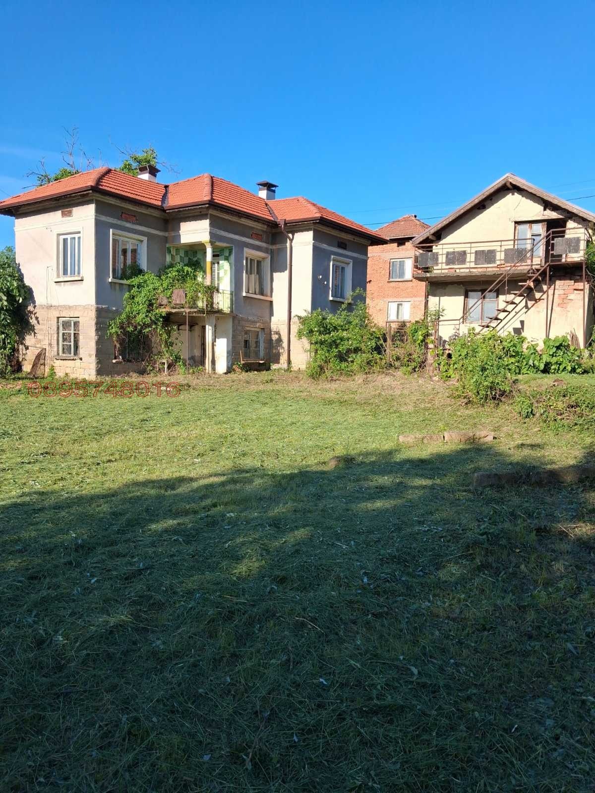 Продава КЪЩА, гр. Своге, област София област