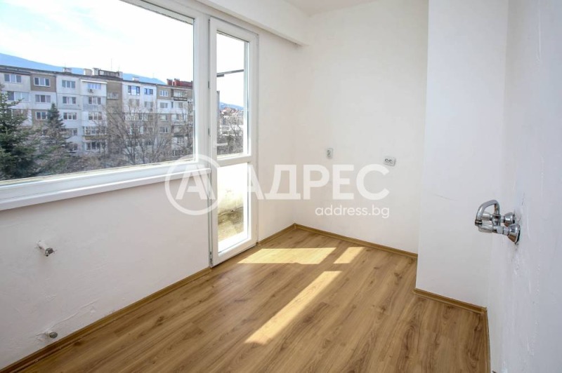 Продава 2-СТАЕН, гр. София, Гоце Делчев, снимка 2 - Aпартаменти - 49494039