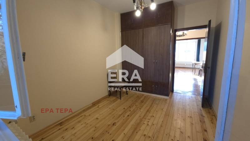 Продава 3-СТАЕН, гр. София, Център, снимка 4 - Апартаменти - 52984826