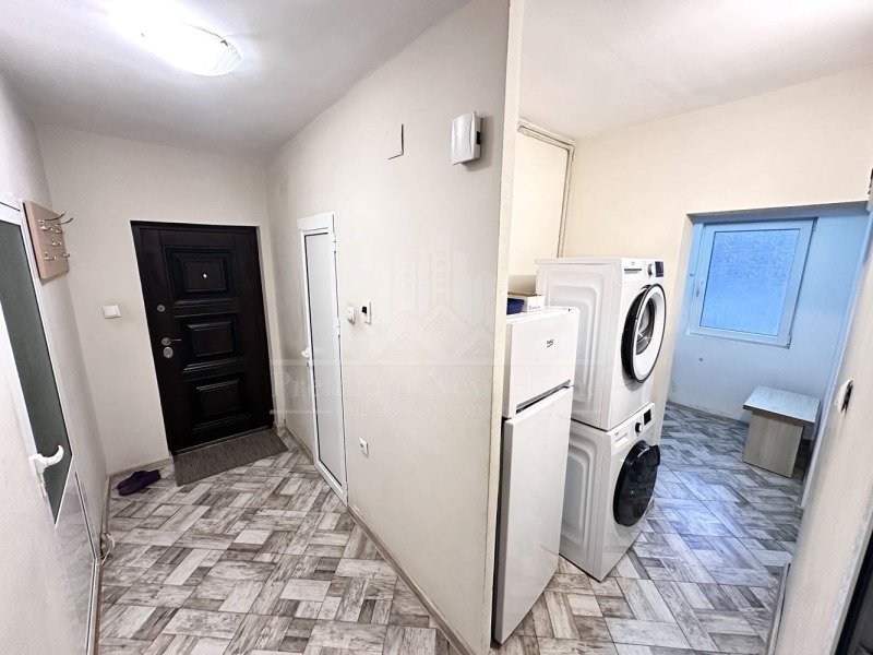 Продава 3-СТАЕН, гр. Ямбол, Граф Игнатиев, снимка 2 - Апартаменти - 53148090