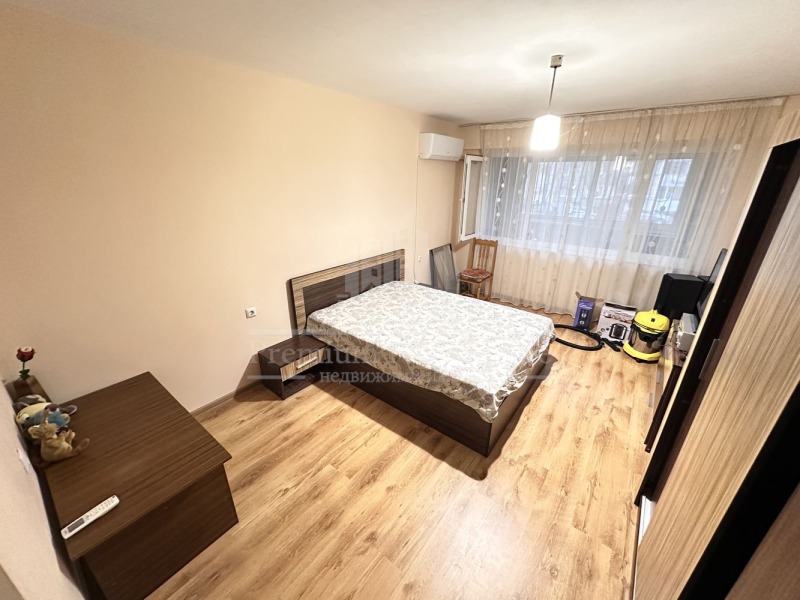 Продава 3-СТАЕН, гр. Ямбол, Граф Игнатиев, снимка 3 - Апартаменти - 53148090