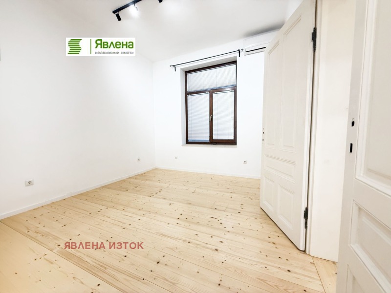 Продава 4-СТАЕН, гр. София, Оборище, снимка 4 - Апартаменти - 52325813