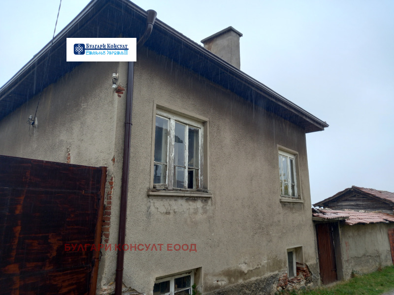 Продава  Къща област Кюстендил , с. Смочево , 140 кв.м | 62889735