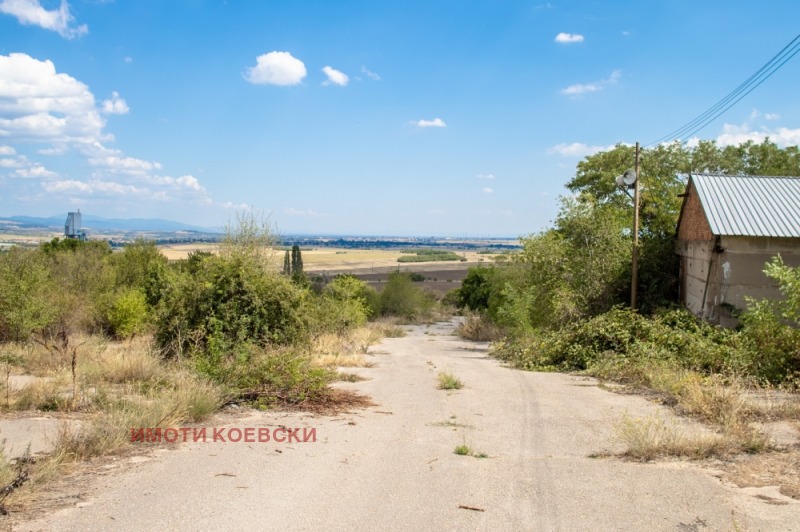 Na prodej  Průmyslová budova oblast Sofia , Opicvet , 3000 m2 | 49509188