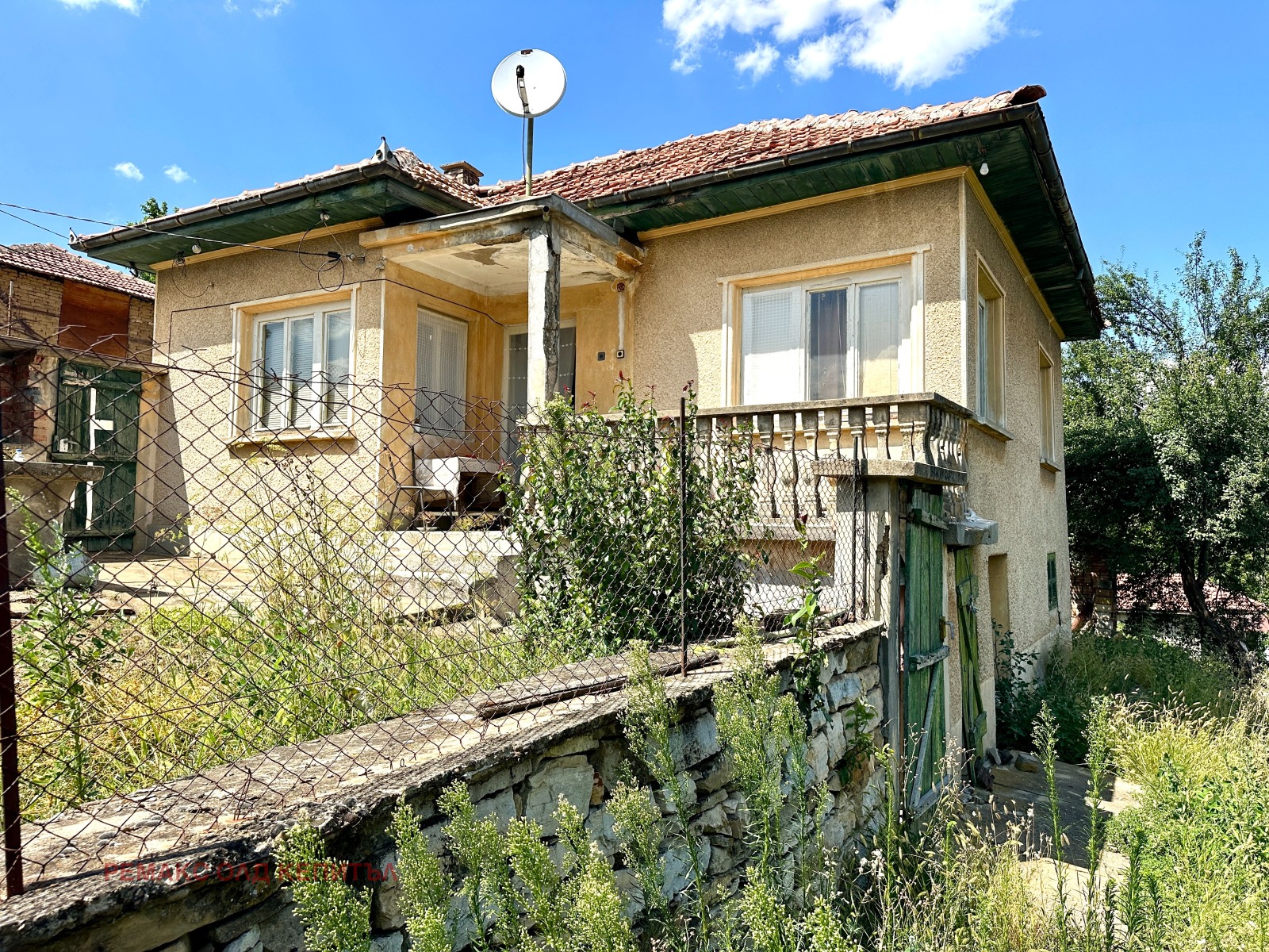 Продава КЪЩА, с. Добромирка, област Габрово, снимка 2 - Къщи - 51335737