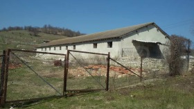 Edificio industriale Batovo, regione Dobrič 2