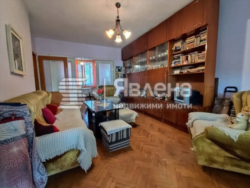 In vendita  2 camere da letto Plovdiv , Tsentar , 98 mq | 77913853 - Immagine [6]