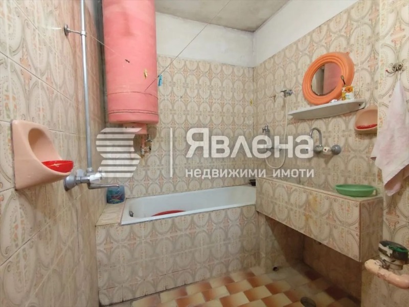 Eladó  2 hálószobás Plovdiv , Centar , 98 négyzetméter | 77913853 - kép [8]