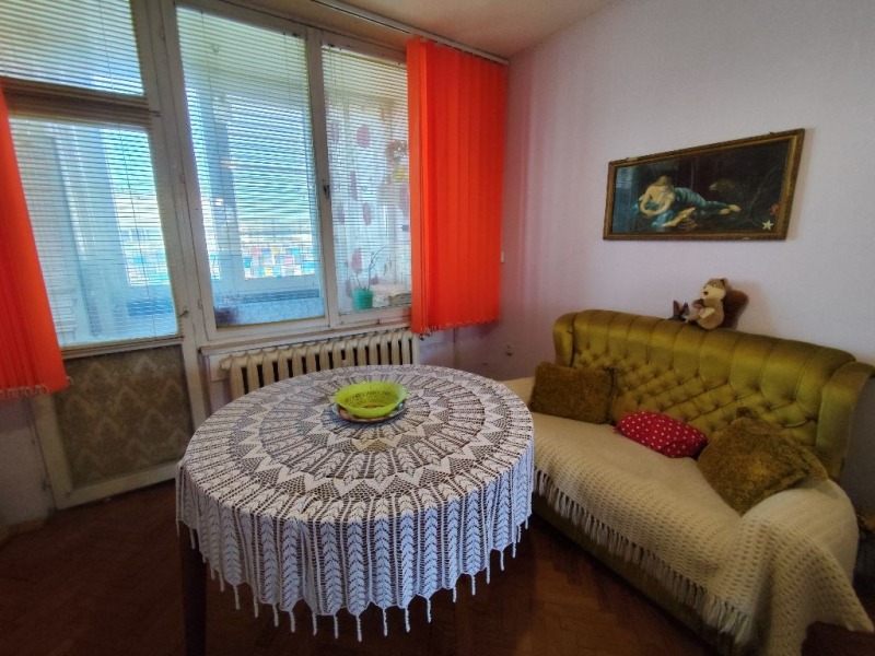 Myytävänä  2 makuuhuonetta Plovdiv , Tsentar , 98 neliömetriä | 77913853 - kuva [4]