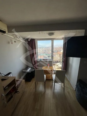 Studio Nadezjda 3, Sofia 3