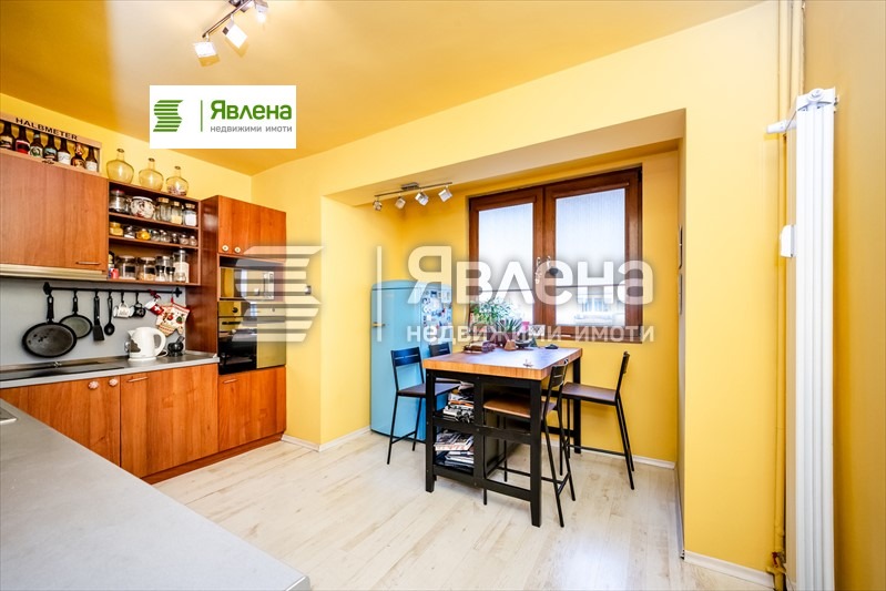 Продава 3-СТАЕН, гр. София, Гоце Делчев, снимка 2 - Апартаменти - 54284009