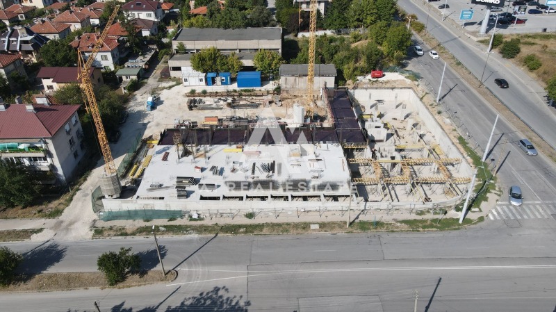 Na prodej  3+ ložnice Pleven , Širok centar , 136 m2 | 21732989 - obraz [7]