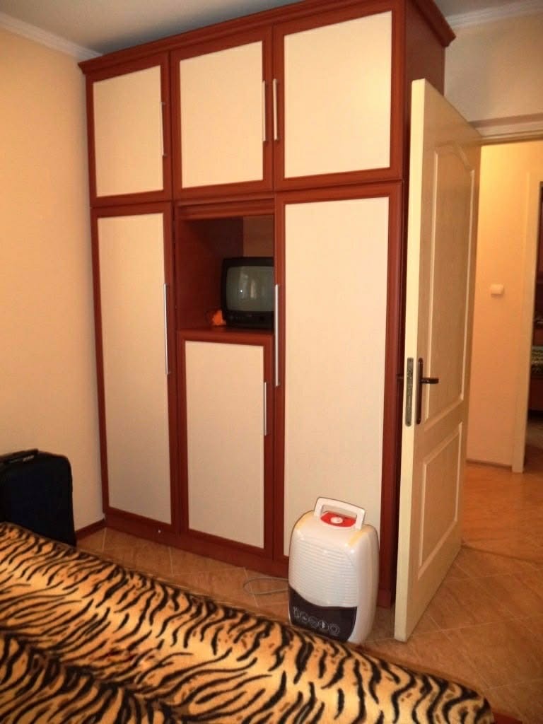 Продава ЕТАЖ ОТ КЪЩА, гр. Шумен, Център, снимка 9 - Етаж от къща - 54153100