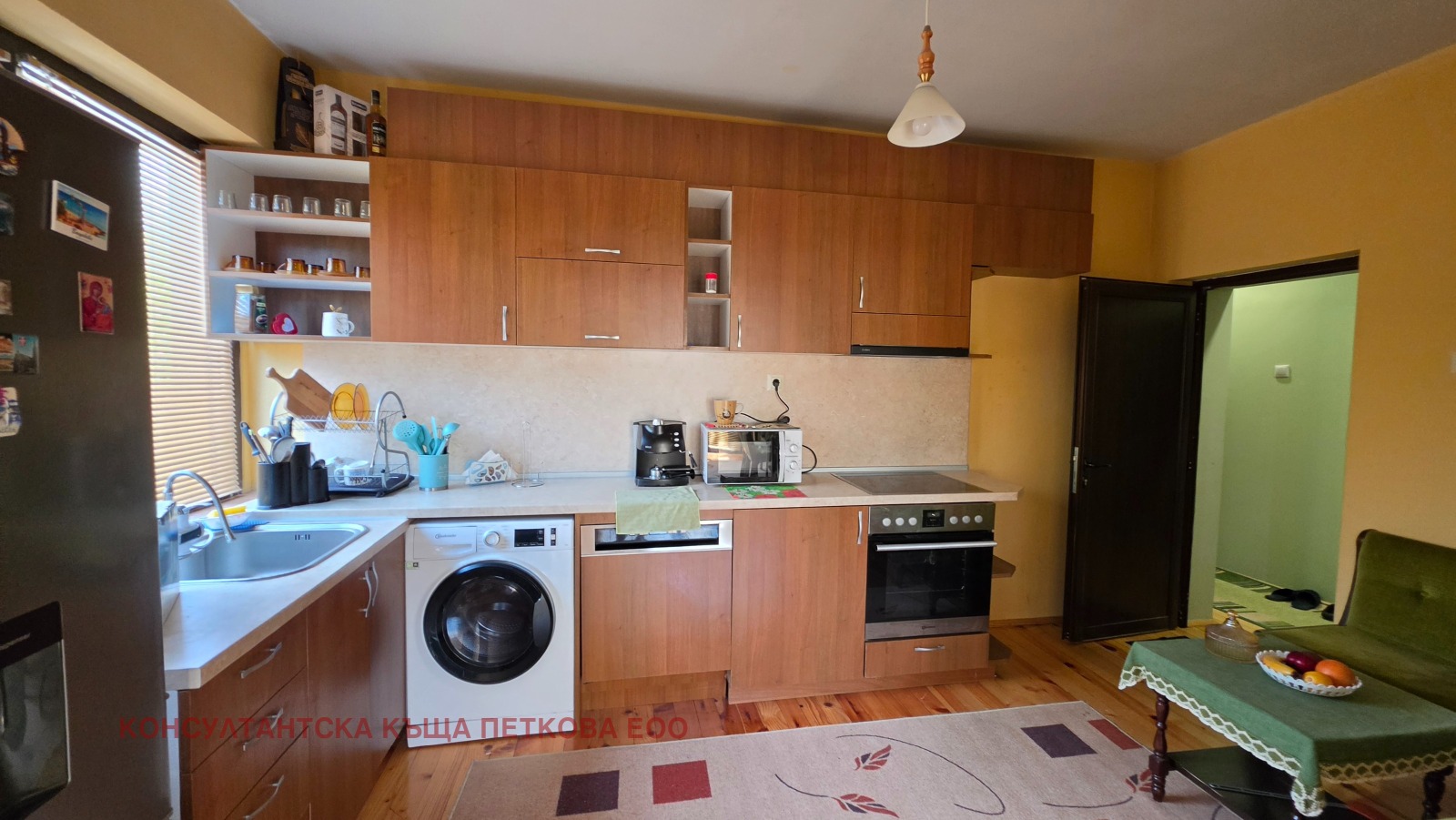 Продава ЕТАЖ ОТ КЪЩА, гр. Ловеч, Широк център, снимка 3 - Етаж от къща - 55970155