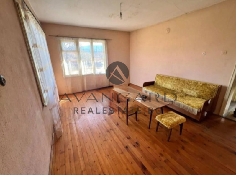 Продава ЕТАЖ ОТ КЪЩА в област Пловдив, с. Крумово - 62 кв.м / 79 999 € » 156 464.44 лв., АВАНГАРД РИЪЛ ЕСТЕЙТ