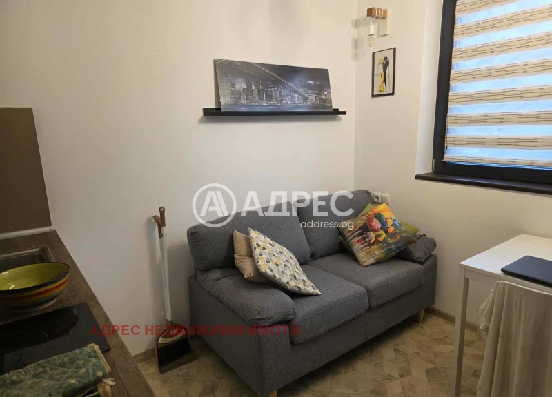 Продава 2-СТАЕН, гр. Велико Търново, Център, снимка 2 - Апартаменти - 52489003