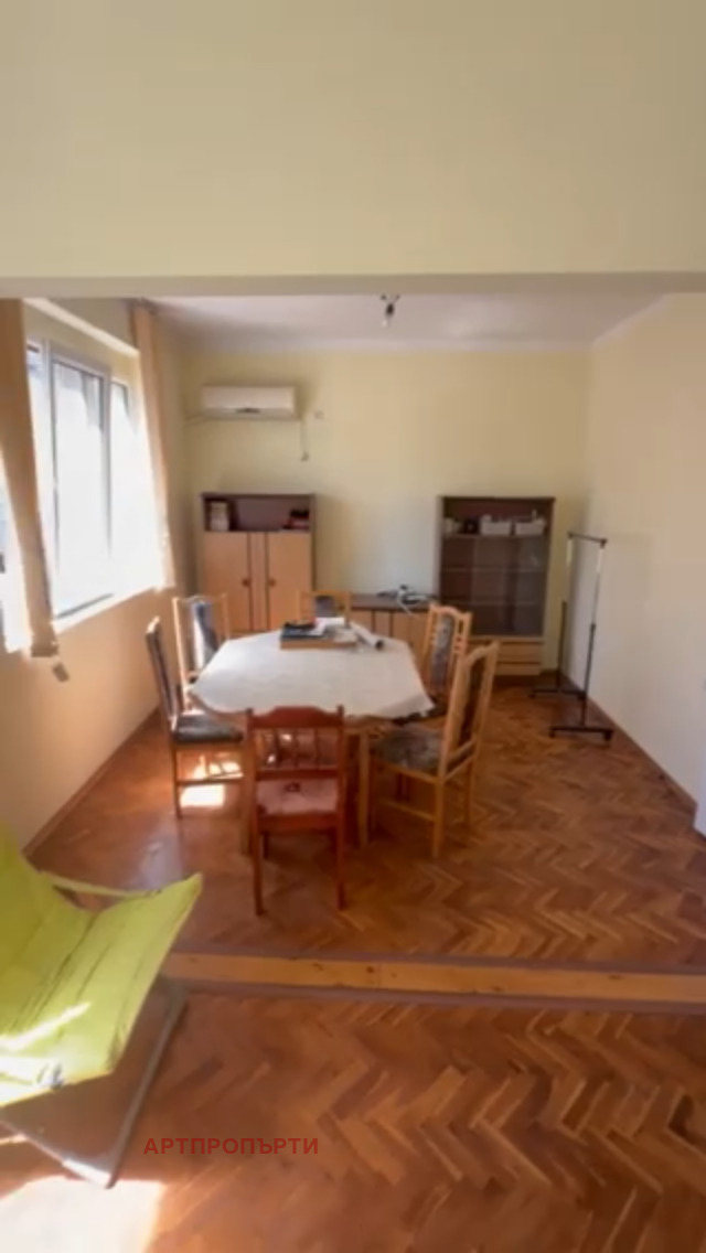 Продава 2-СТАЕН, гр. Бургас, Възраждане, снимка 4 - Апартаменти - 55064530