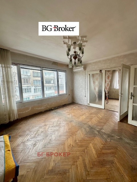 Продава 4-СТАЕН, гр. Бургас, Център, снимка 2 - Апартаменти - 54407141