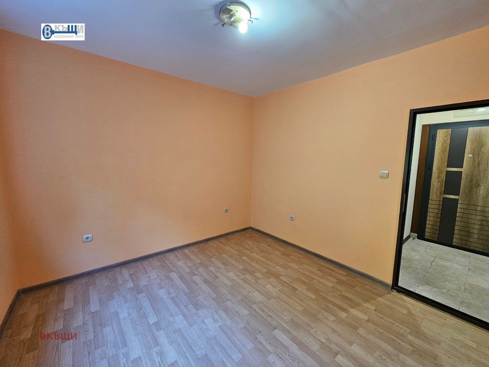 Продава 2-СТАЕН, гр. Велико Търново, Акация, снимка 2 - Апартаменти - 55613598