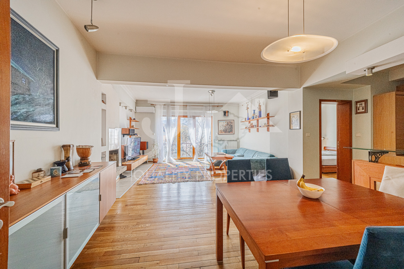 Продава 4-СТАЕН, гр. София, Център, снимка 2 - Апартаменти - 54131384