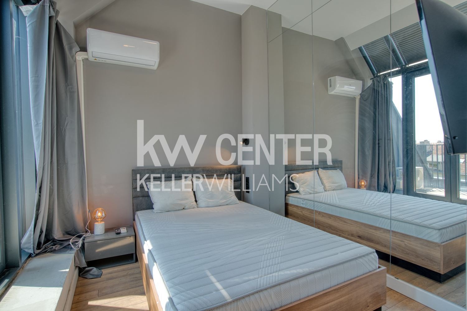 Продава МНОГОСТАЕН, гр. София, Център, снимка 10 - Апартаменти - 56271506
