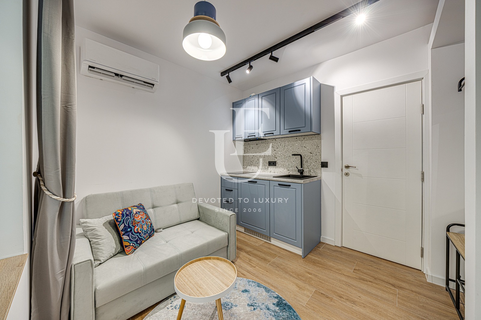 Продава КЪЩА, гр. София, Център, снимка 4 - Къщи - 55359906