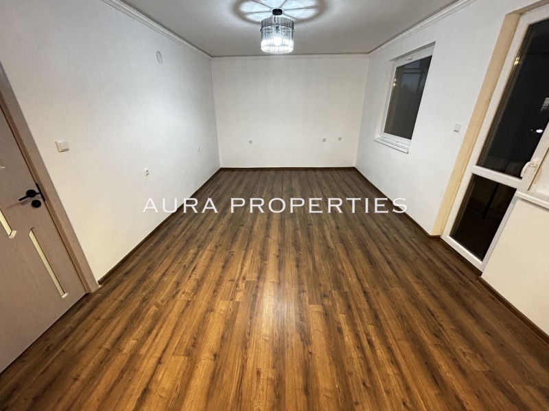 Продава 3-СТАЕН в град Разград, Стефан Караджа - 88 кв.м / 130 000 € » 254 257.90 лв., ЕВОЛЮТ - ХП