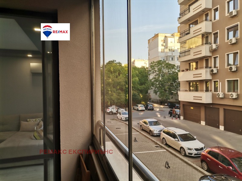 De vânzare  1 dormitor Plovdiv , Traciia , 75 mp | 89550928 - imagine [2]