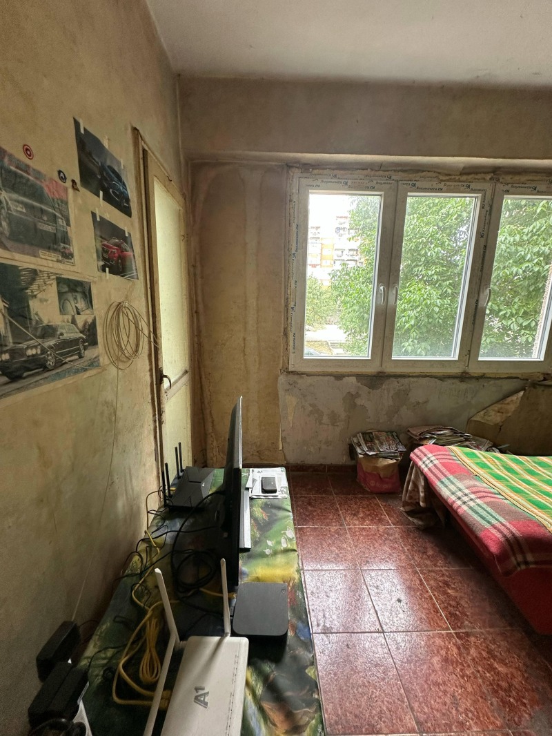 Eladó  1 hálószoba Pernik , Teva , 66 négyzetméter | 99971267