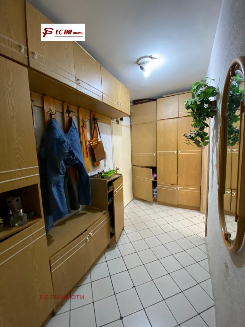 Продава  3-стаен град Русе , Център , 85 кв.м | 24654276 - изображение [11]