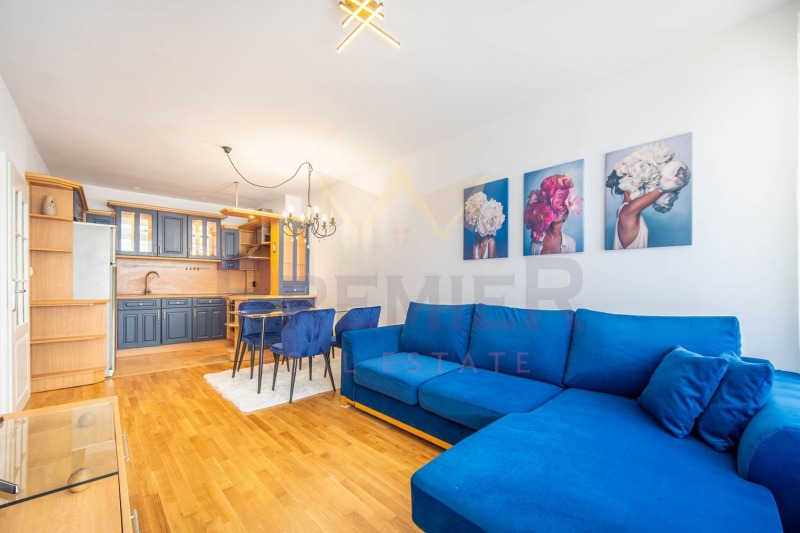 Продается  2 спальни Варна , Бизнес хотел , 105 кв.м | 34381759