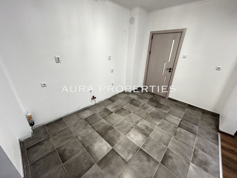 Продава 3-СТАЕН, гр. Разград, Стефан Караджа, снимка 7 - Апартаменти - 53456981