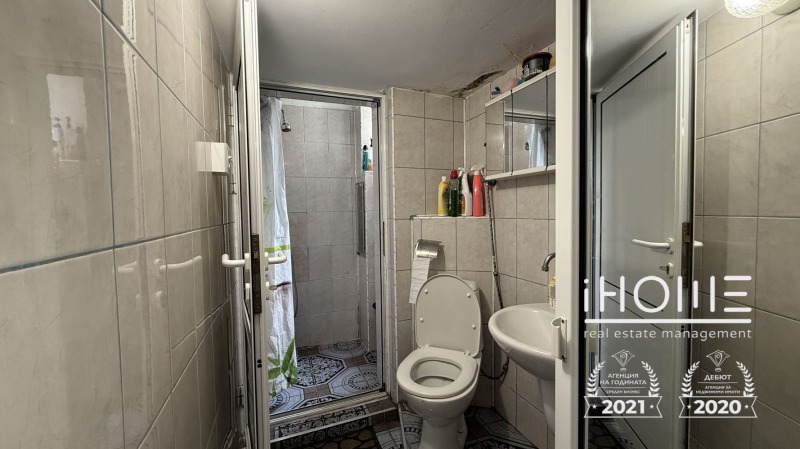 Продава МНОГОСТАЕН, гр. София, Център, снимка 8 - Апартаменти - 53450080