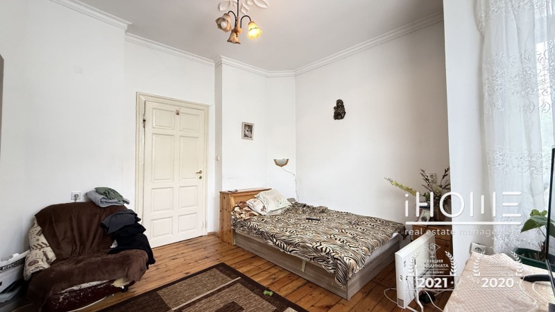 Продава МНОГОСТАЕН, гр. София, Център, снимка 10 - Апартаменти - 53450080