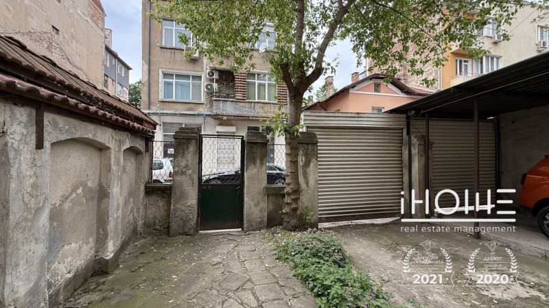 Продава МНОГОСТАЕН, гр. София, Център, снимка 11 - Апартаменти - 53450080